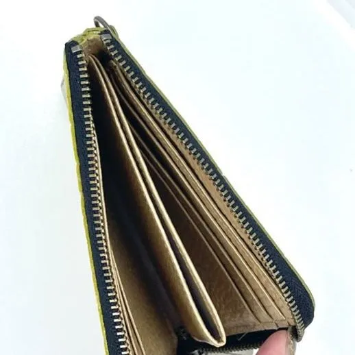 181. Tribeca L-Zip Short Wallet