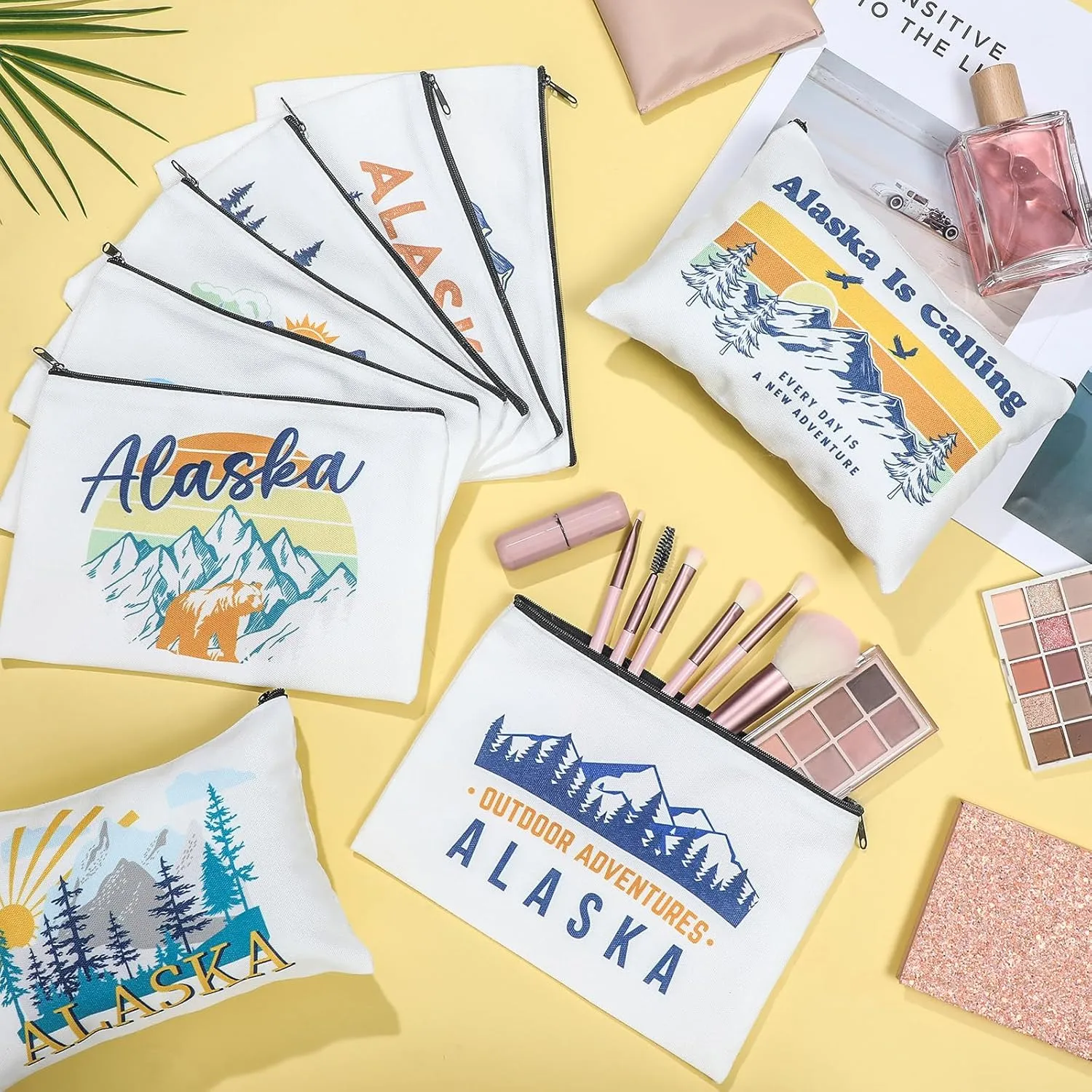 9 Pcs Alaska Cosmetic Bag New York Souvenir Zipper Pouch Los Angeles Souvenir Gifts Italy Paris Broadway Alaska Makeup Purse for Girls Women Traveler Birthday Christmas Party Favors