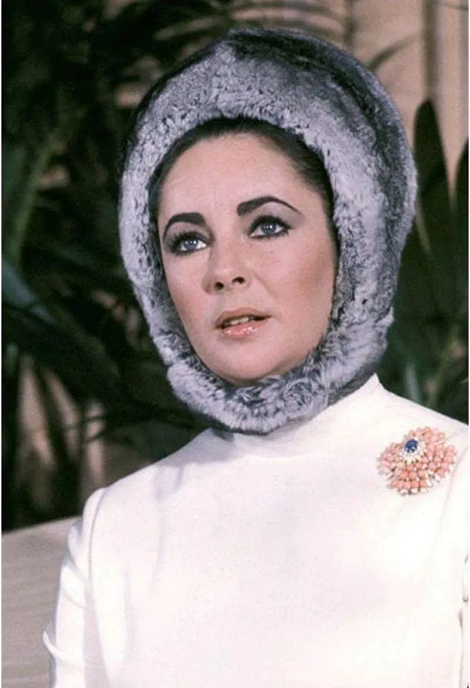 ArtDirect Hollywood Photo Archive 18x24 Gallery Wrapped Canvas Museum Art Titled: Elizabeth Taylor XCVI