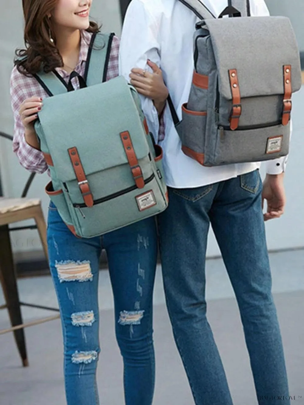 BagForLove - Travel-Friendly Notebook Bag with Built-In USB Charging Hub