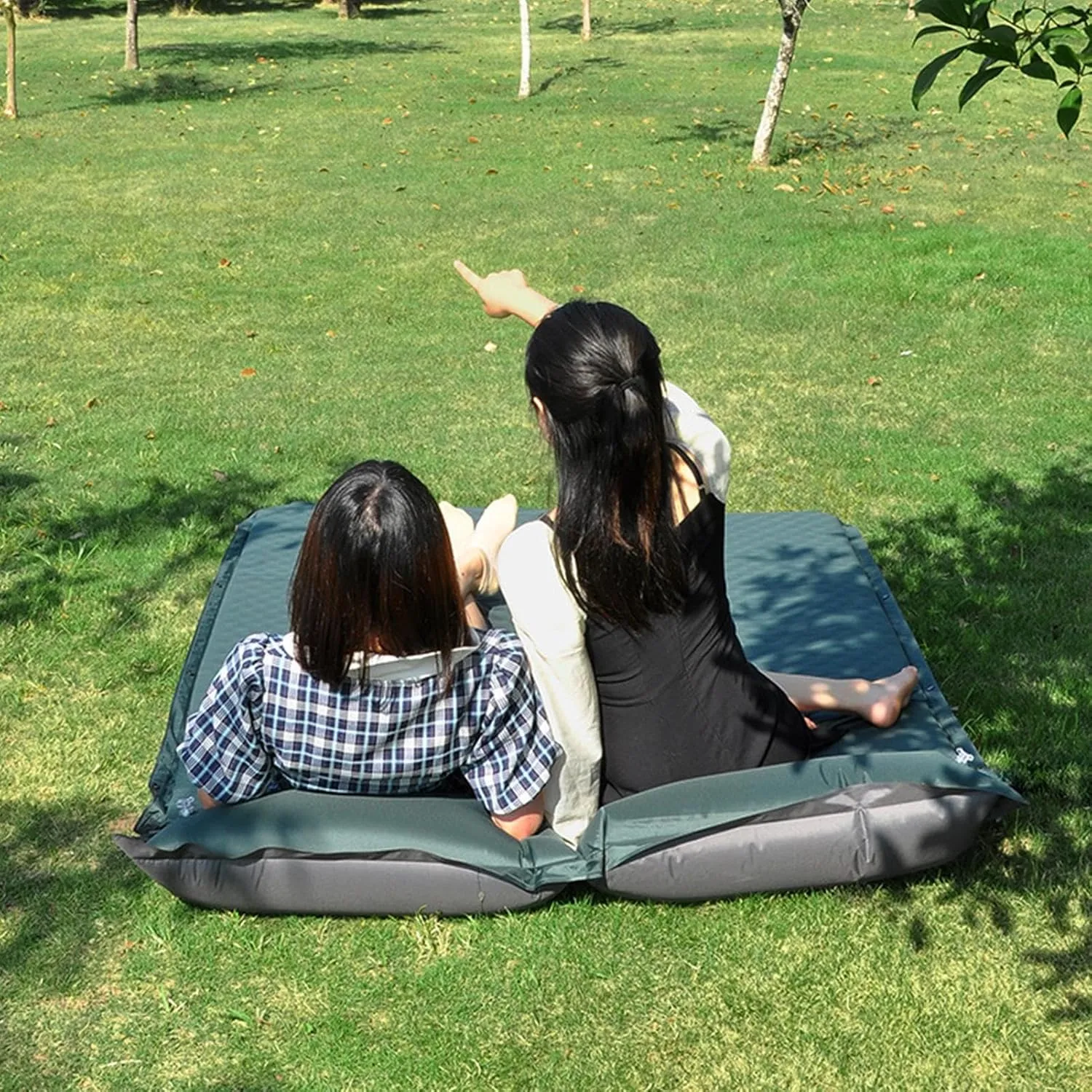 Camping Mattress Sleeping Pad, Thickness 1.97 Inch Inflatable Sleeping Mat Lightweight Waterproof Camping Bed Mat with Built-in Pump Air Mattress for Backpacking, Hiking, Tent, Traveling