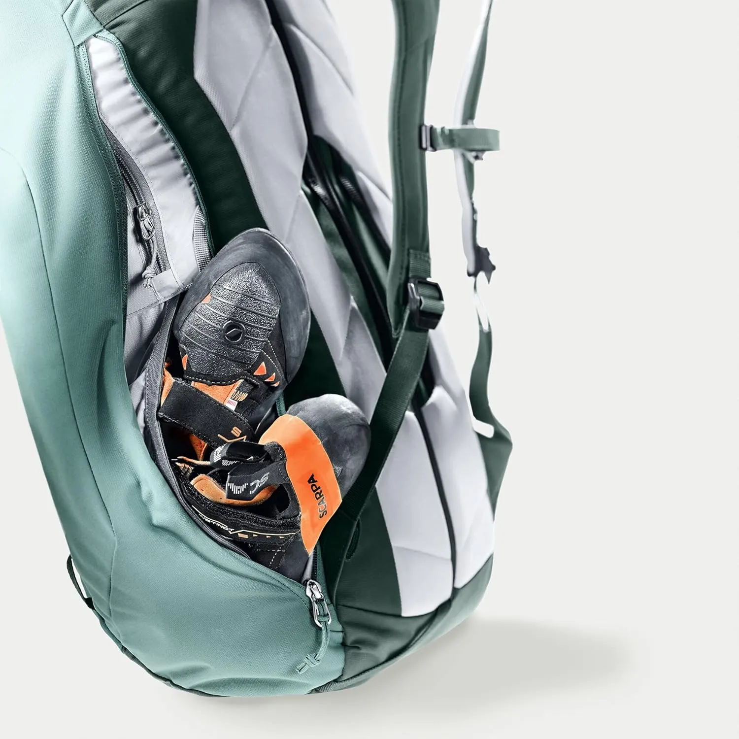 Deuter Women’s Gravity Motion SL Climbing Backpack (40 L)