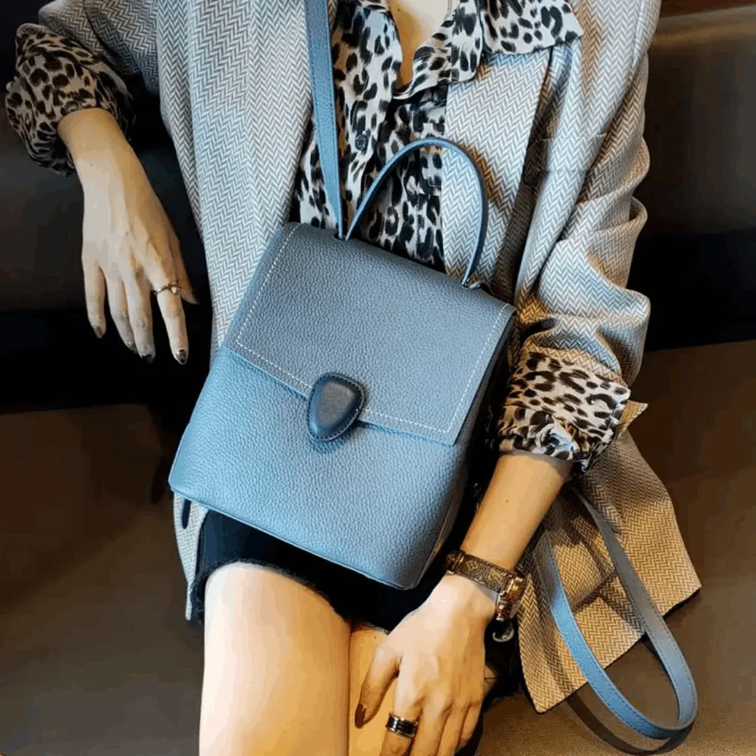 Fashionable Soft Cowhide Leather Backpack – Large-Capacity Casual Travel Bag for Women