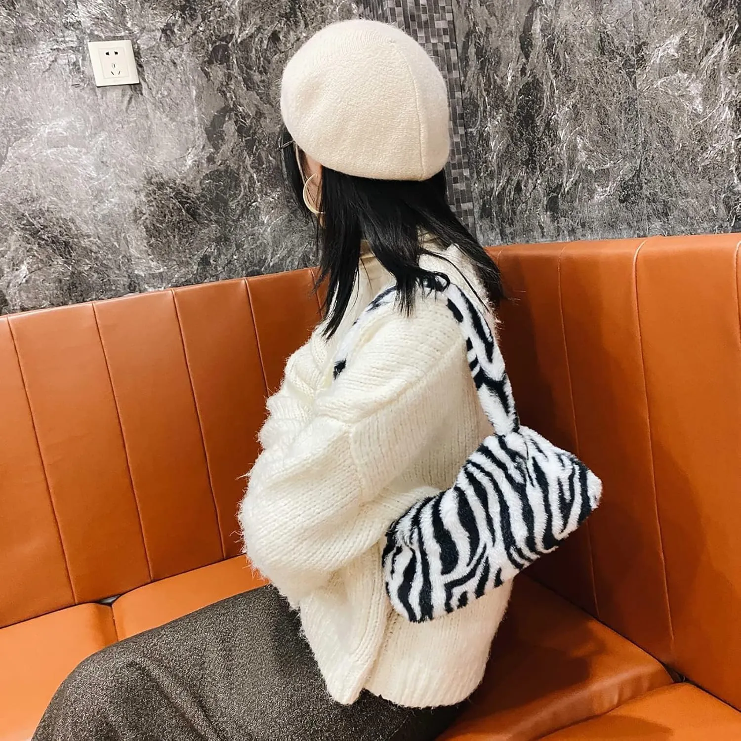 Girls Women Shoulder Clutch Purse Underarm Bag Fluffy Fuzzy Faux Fur Mini Cute Tote Handbag