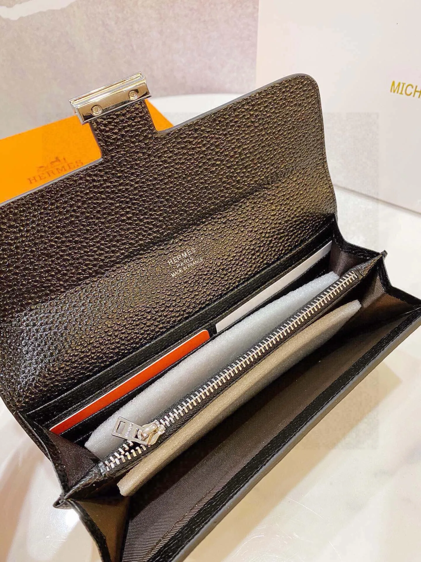 HM113 H Long Wallet / 7.4x3.9inch