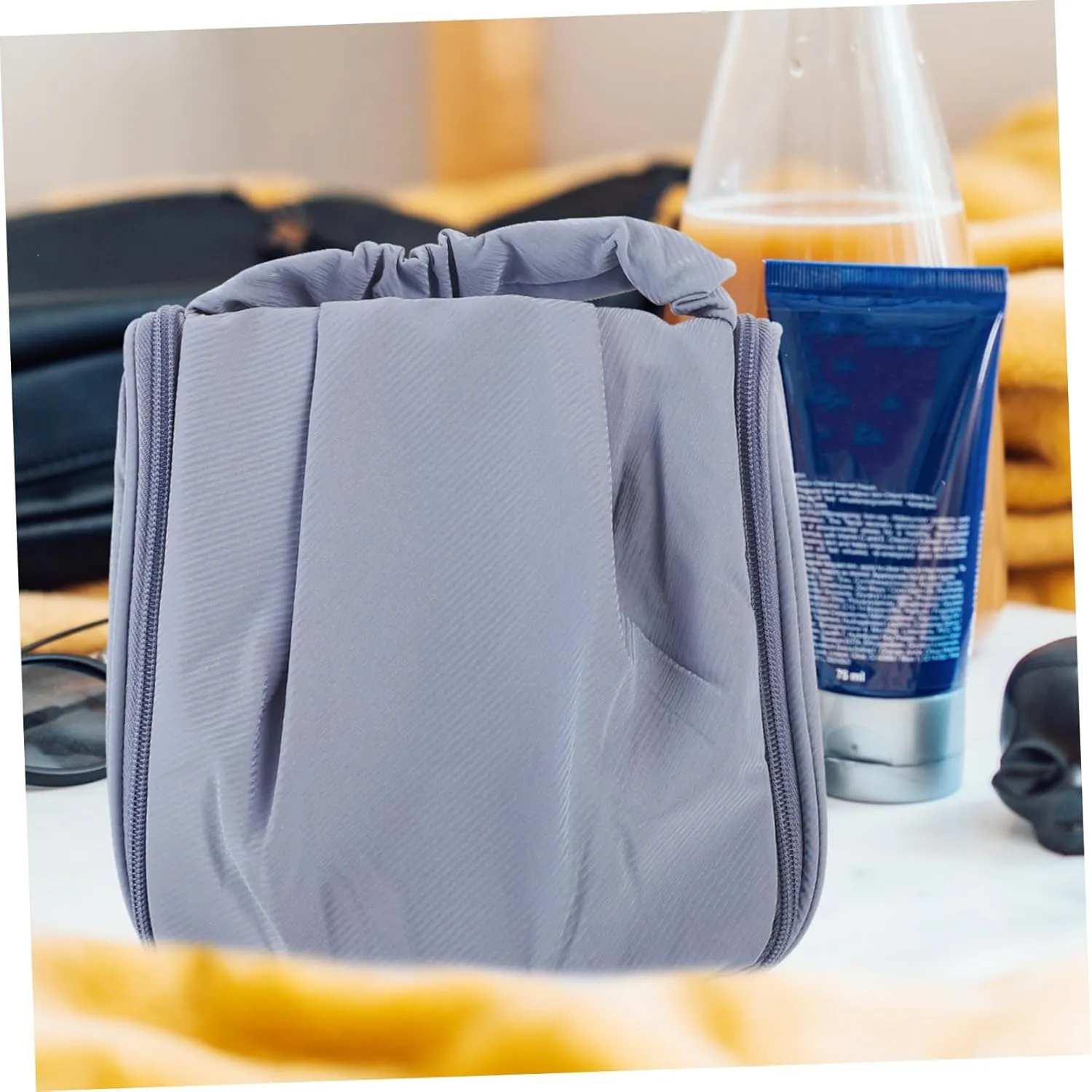Makeup Bag Organizer Large Cosmetic Bag Small Travel Makeup Bag Cosmetic Pouch Bag for Makeup Toiletry Bag for Women Make up Pouch Laundry Bag High Capacity Miss Polyester