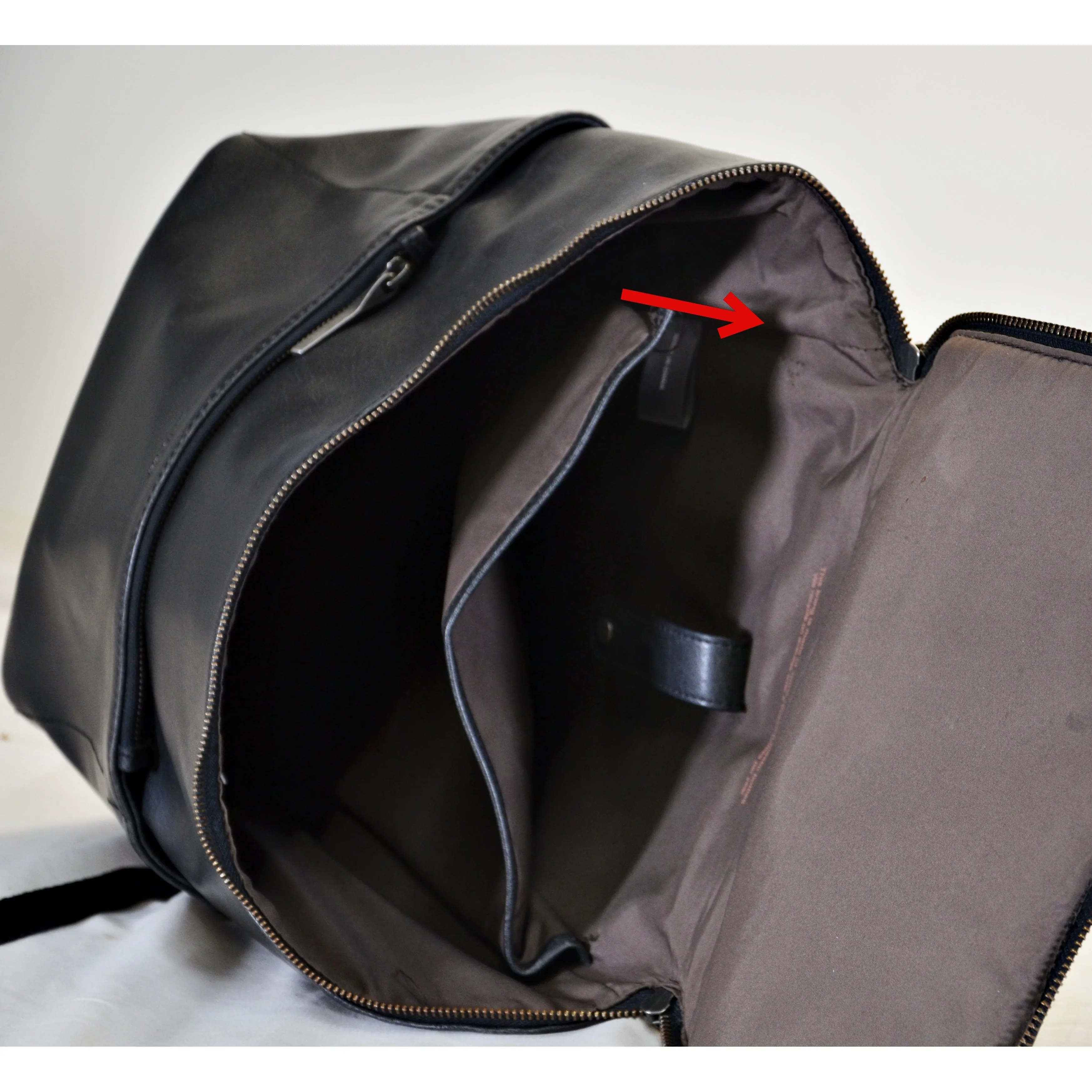 Matt & Nat Dwell Collection Brave Backpack Black