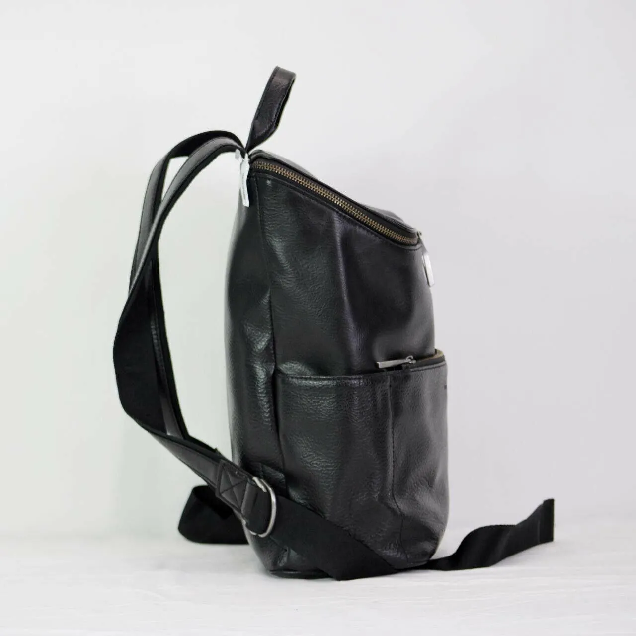 Matt & Nat Dwell Collection Brave Backpack Black