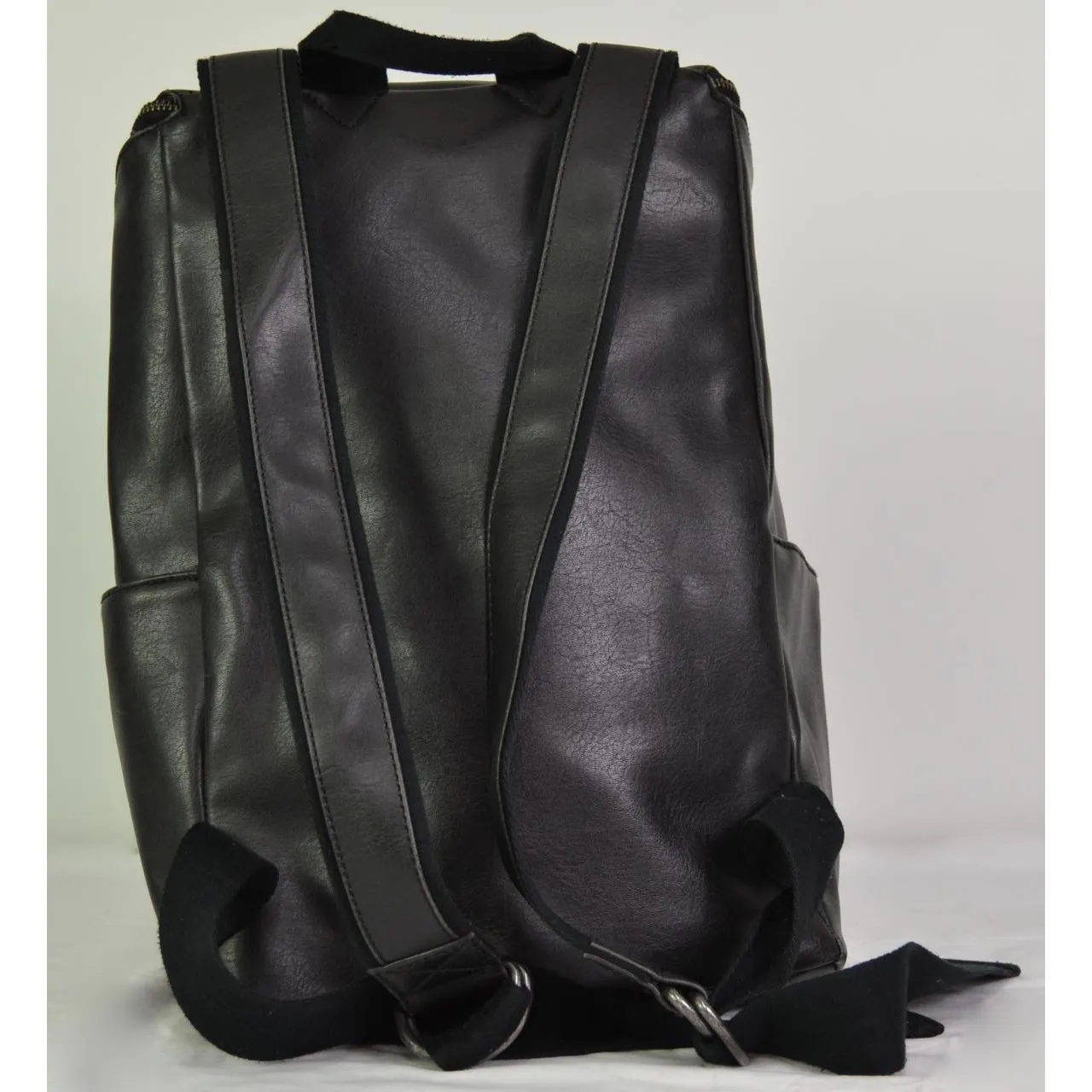 Matt & Nat Dwell Collection Brave Backpack Black
