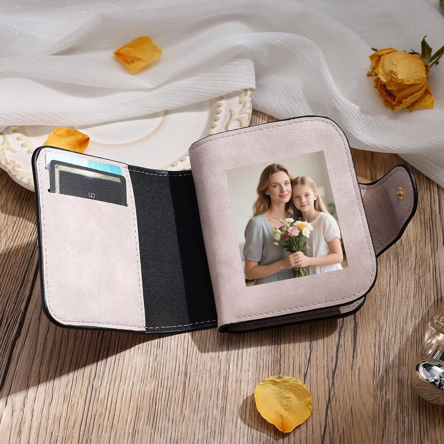 Personalized Photo Wallet for Women, Custom Birth Flower & Name Detachable Leather Wristlet, Stylish Card Holder Purse with Zipper Large Capacity Wallet Mother's Day Gifts for Mom