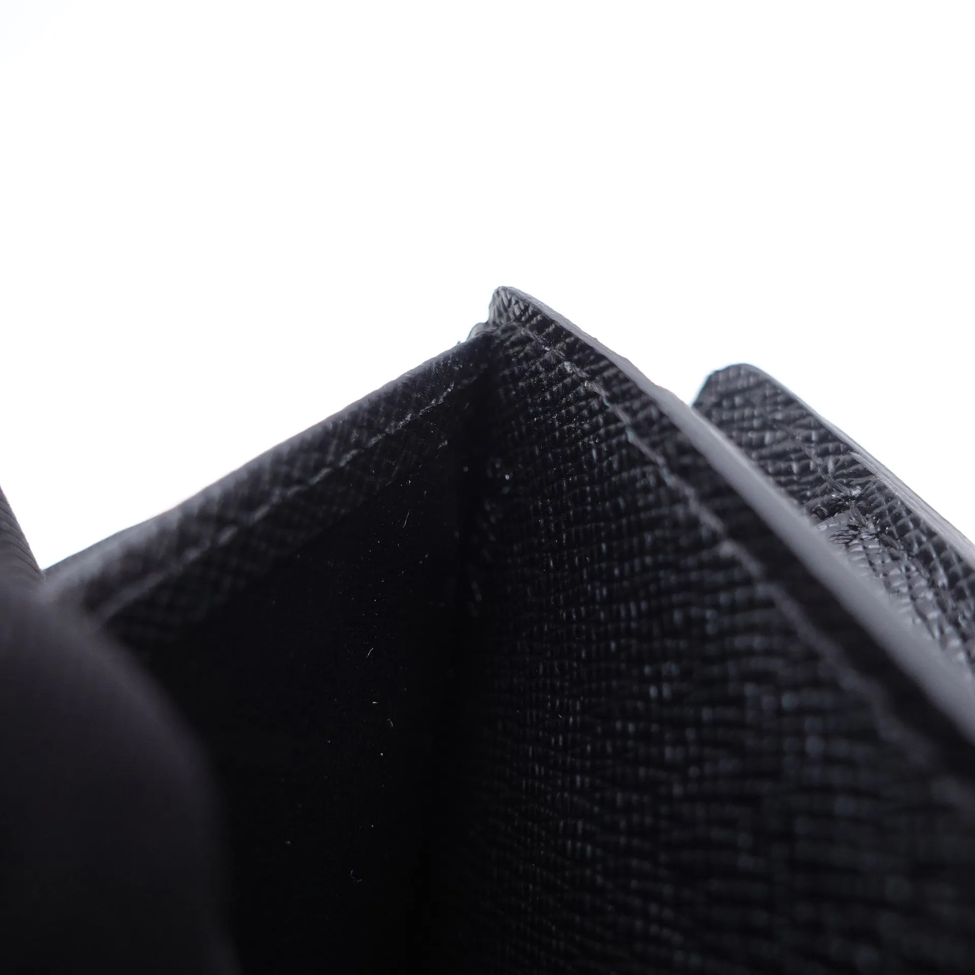PRE-OWNED LV Black Epi Leather Joey Short Wallet