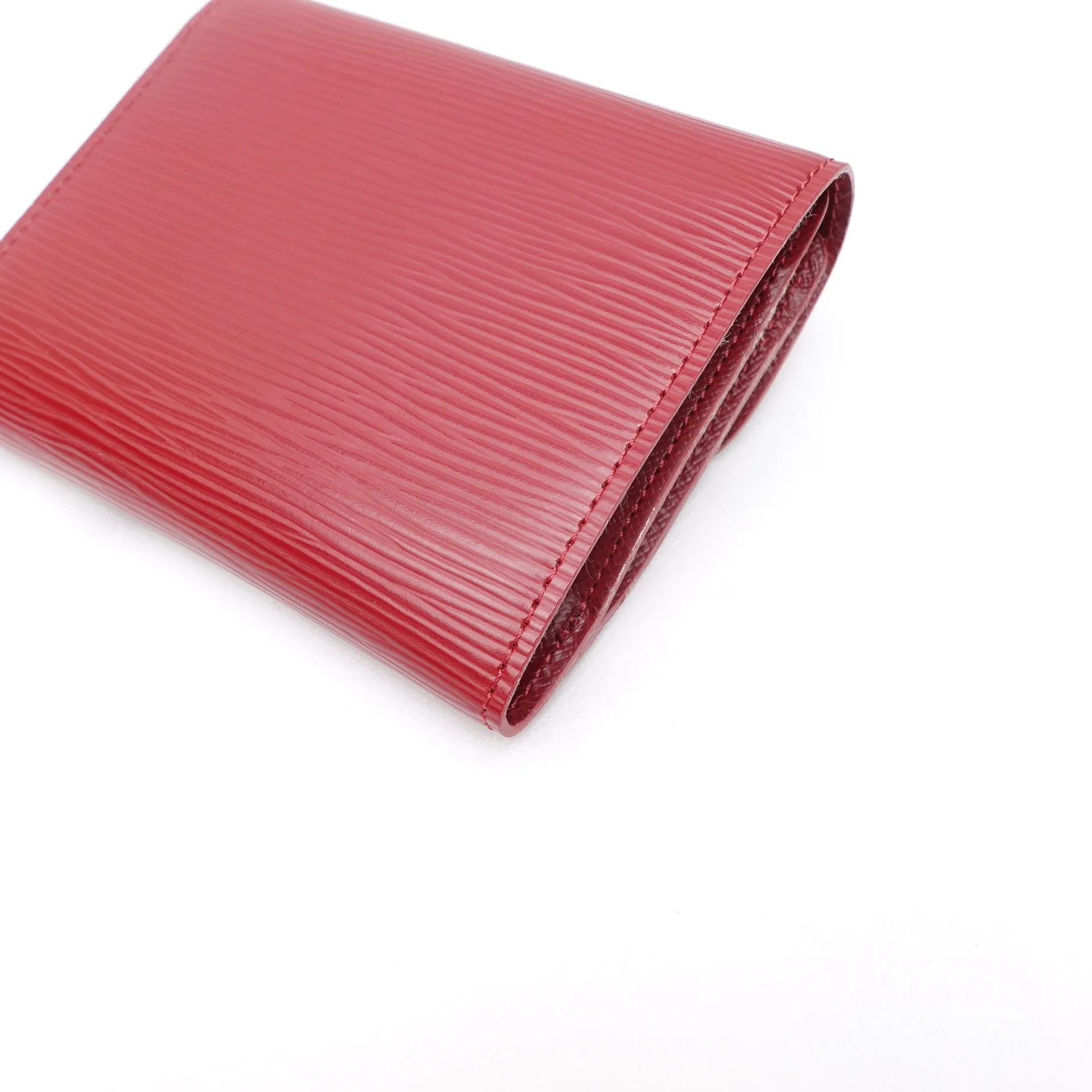 PRE-OWNED LV Red Epi Joey Short Wallet