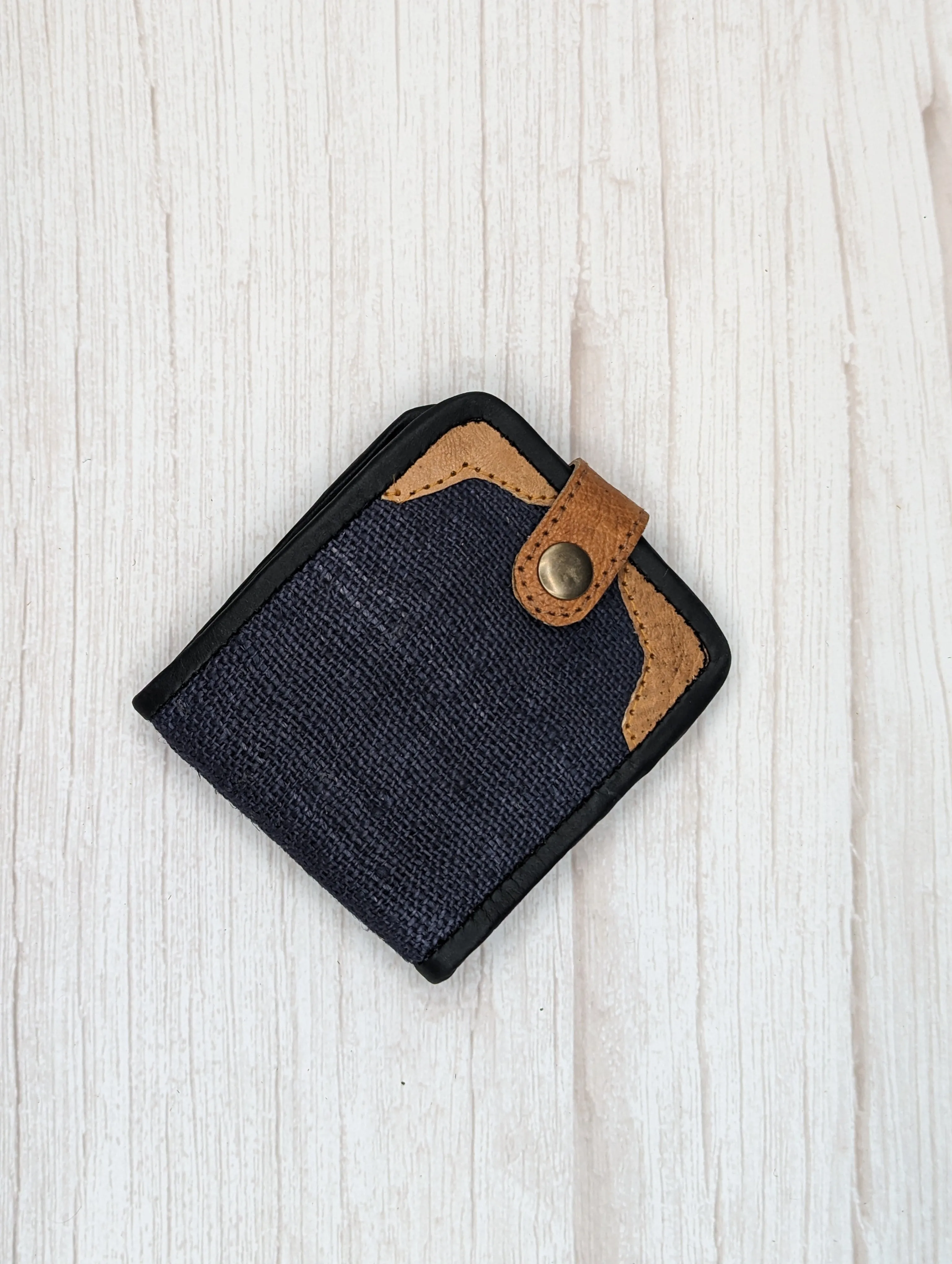 Pure Hemp Bi-fold Wallet