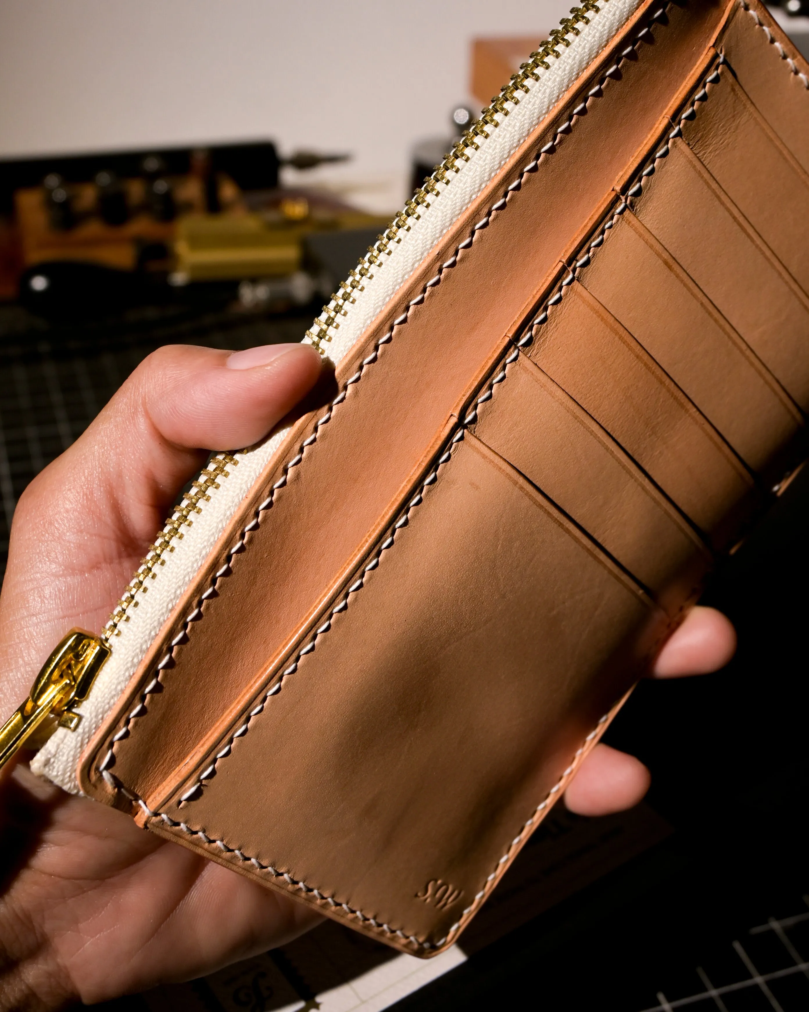 Qamar Zipper Long Wallet