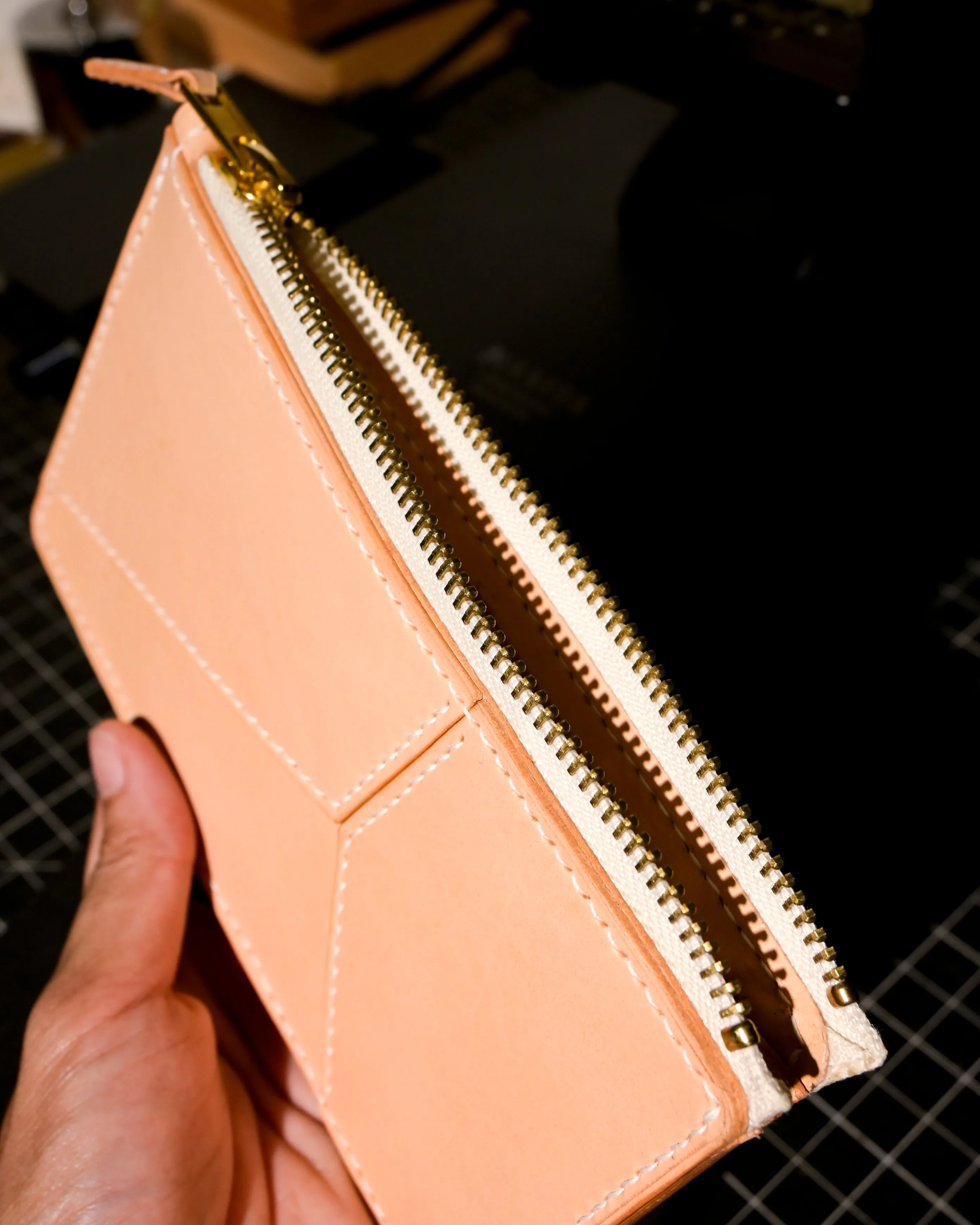 Qamar Zipper Long Wallet