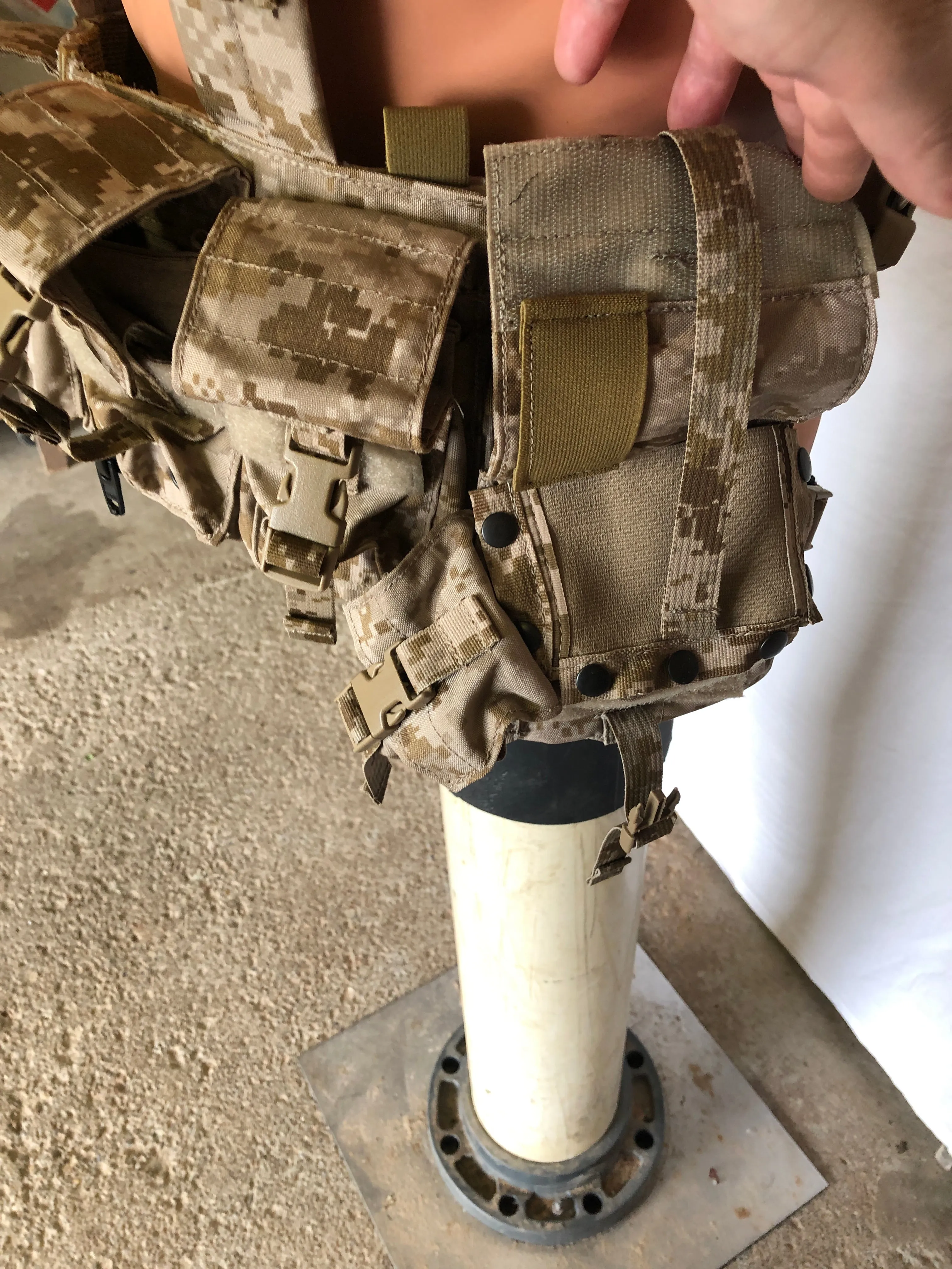 "NEW" London Bridge Old Gen LBT-1961G AOR1 Zipper Front Chest Rig SEAL DEVGRU NSW