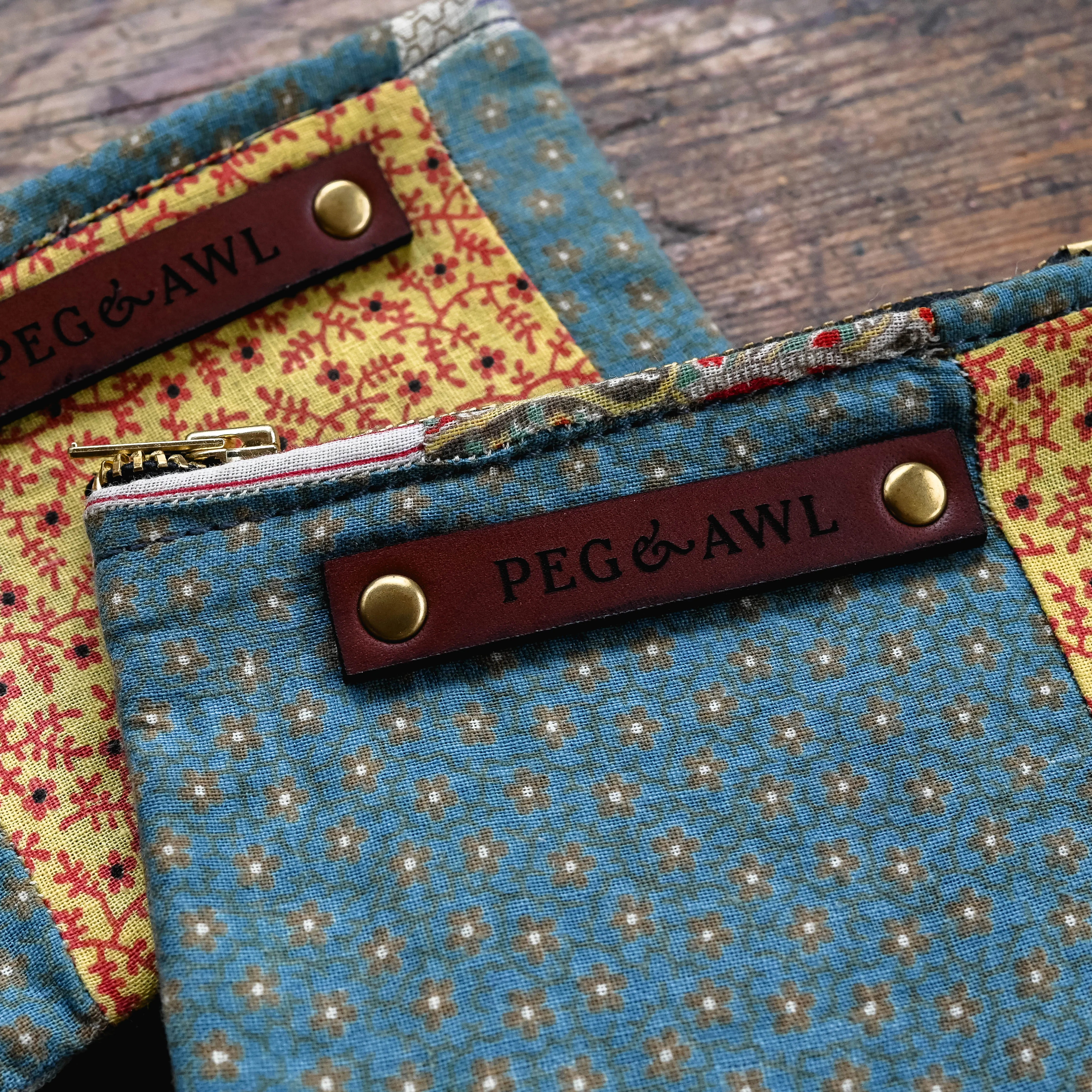 Spender Pouch with 1900s Quilt Top: Katie