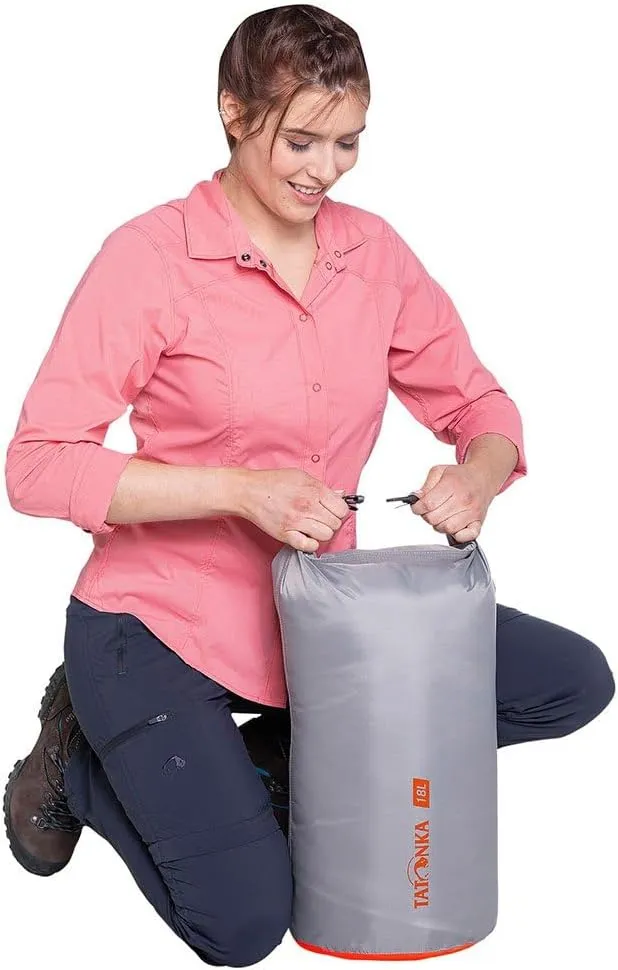 Tatonka Packing Bag Dry Sack 18 L - Waterproof Pack Bag with Roll Closure and Clasp - Made of Recycled Polyester - 18 Litre Volume (grey)