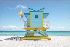 Trademark Fine Art Canvas Wall Art - Richard Silver 'South Beach Lifeguard Chair 14th Street' Wall Art for Living Room, Bedroom, or Office Décor