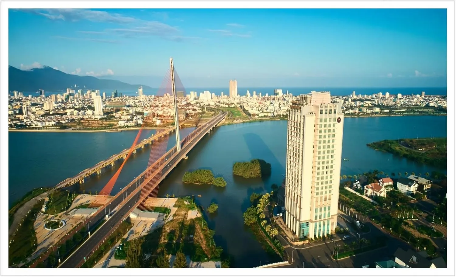 Wall Art Da Nang Vietnam Canvas Poster Prints Pictures Decor For Home Living room Bedroom Office Noframed 42"x24"
