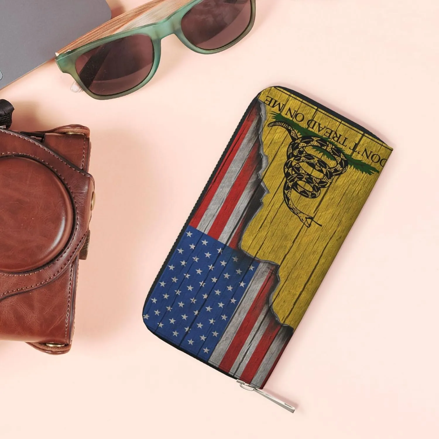 Wallet for Men PU Leather Credit Card Wallet, Cool Cash Clutch Long Purse Billfold with Zipper Coin Pocket Gift for Him Husband and Boyfriend Dont Tread On Me American Flag 019