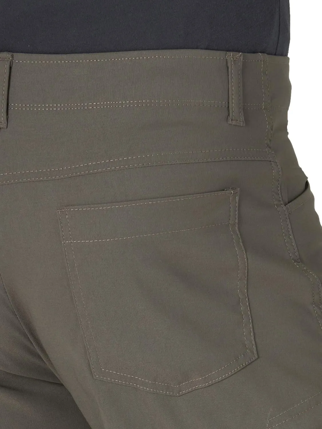 Wrangler Authentics Men's Performance Comfort Flex Cargo Short